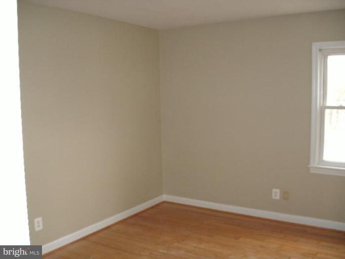 3308 Randall Road Suitland, MD 20746 - Photo 4 of 6 Living Room #2