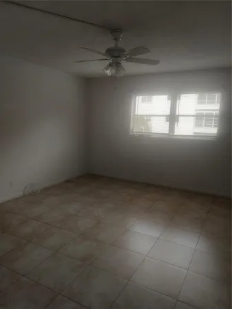 $1,570 | 2061 Northwest 47th Terrace, Unit 210, Lauderhill, FL 33313