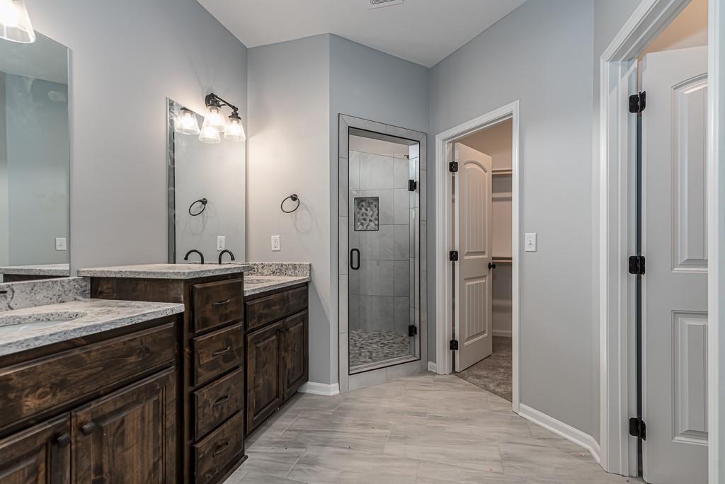 939 168th Street Basehor, KS 66007 - Photo 12 of 18