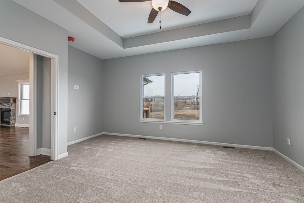 939 168th Street Basehor, KS 66007 - Photo 10 of 18