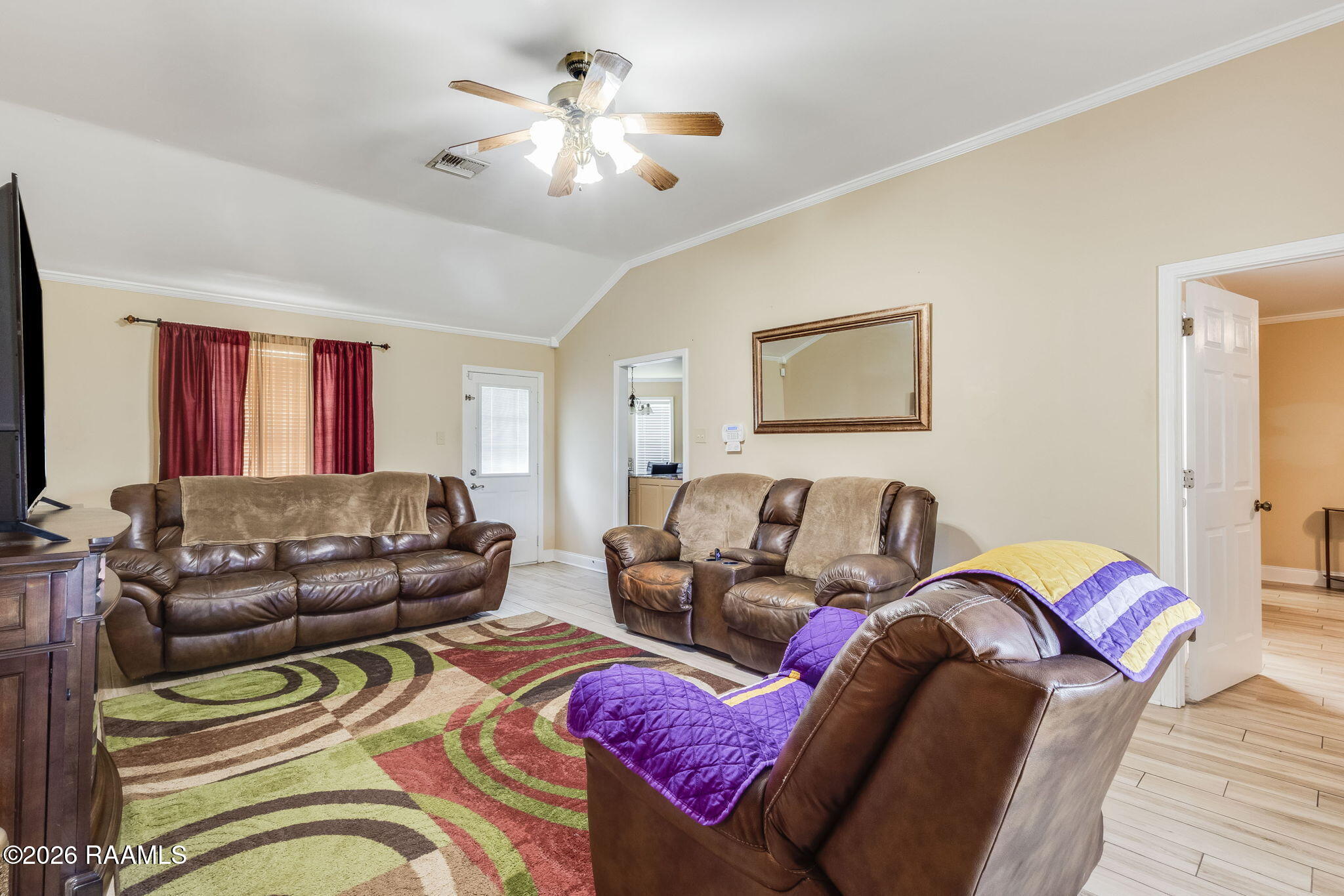 208 Gouaux Road Lafayette, LA 70507 - Photo 4 of 13 3-web-or-mls-208 Gouaux Rd-2