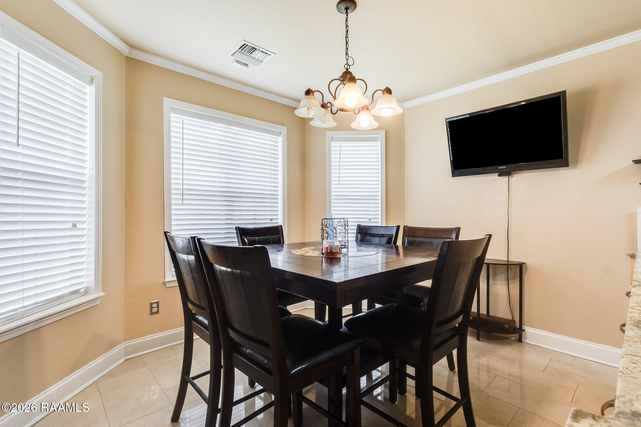 208 Gouaux Road Lafayette, LA 70507 - Photo 8 of 13 7-web-or-mls-208 Gouaux Rd-6