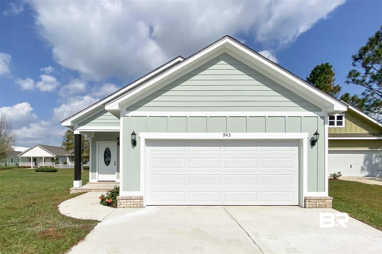 943 Periwinkle Lane Foley, AL 36535 - Photo 29 of 31 Garage