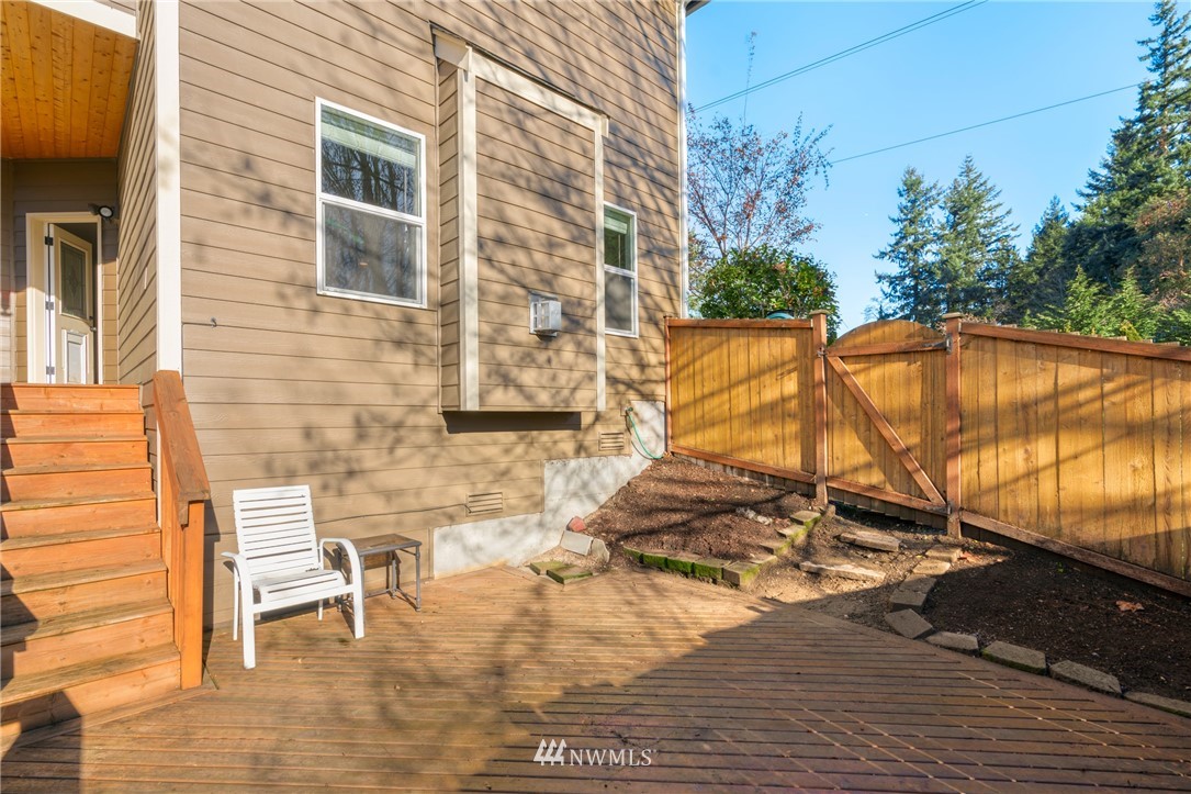 1701 Queen Court Northeast Renton, WA 98056 - Photo 20 of 25 Gallery Image 20