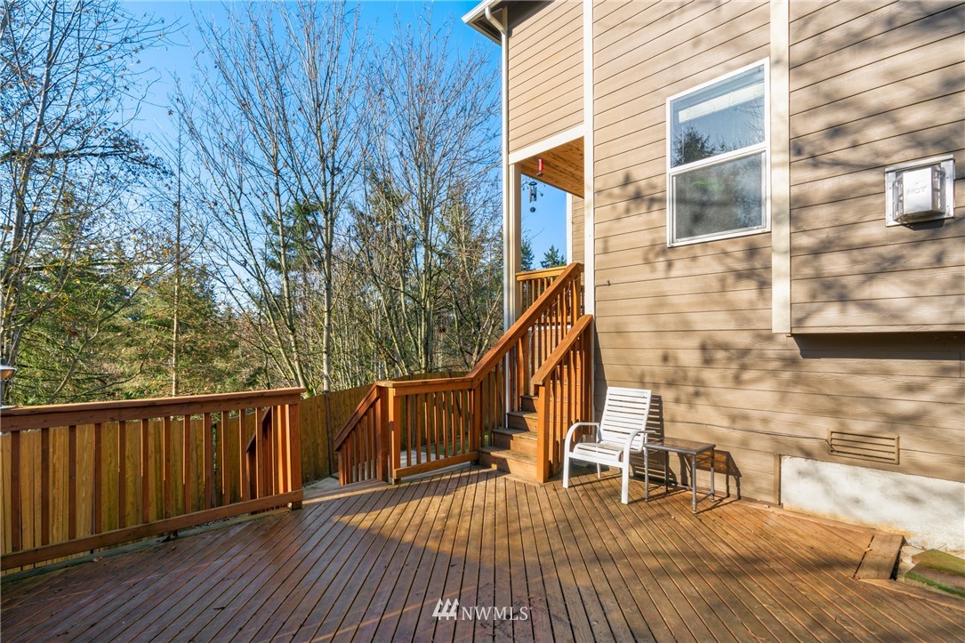 1701 Queen Court Northeast Renton, WA 98056 - Photo 21 of 25 Gallery Image 21
