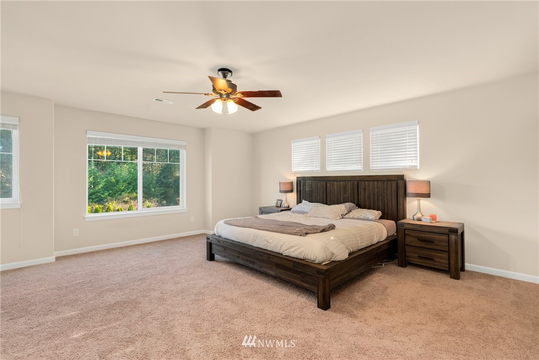 1701 Queen Court Northeast Renton, WA 98056 - Photo 10 of 25 Gallery Image 10