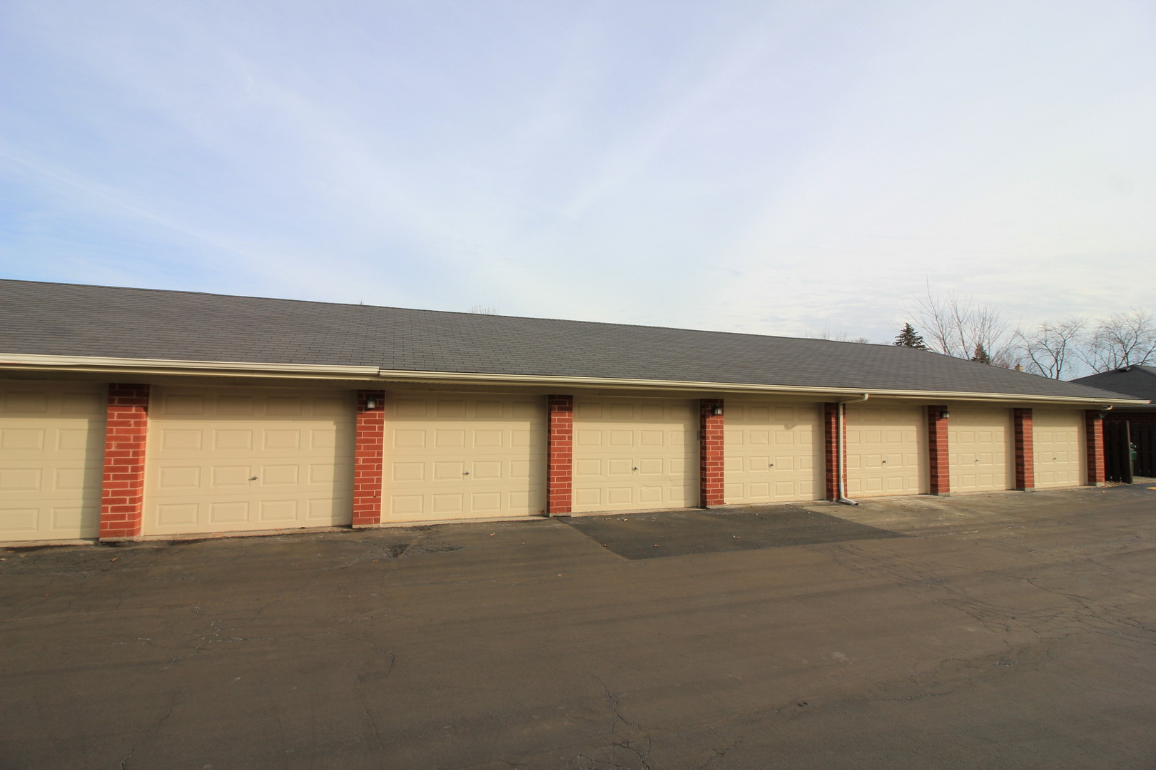 18136 Rita Road, Unit 1A Tinley Park, IL 60477 - Photo 19 of 19 a view of an empty room