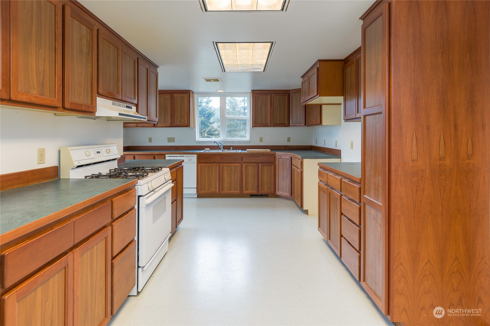 3724 Mud Bay Road Lopez Island, WA 98261 - Photo 10 of 27 Gallery Image 10