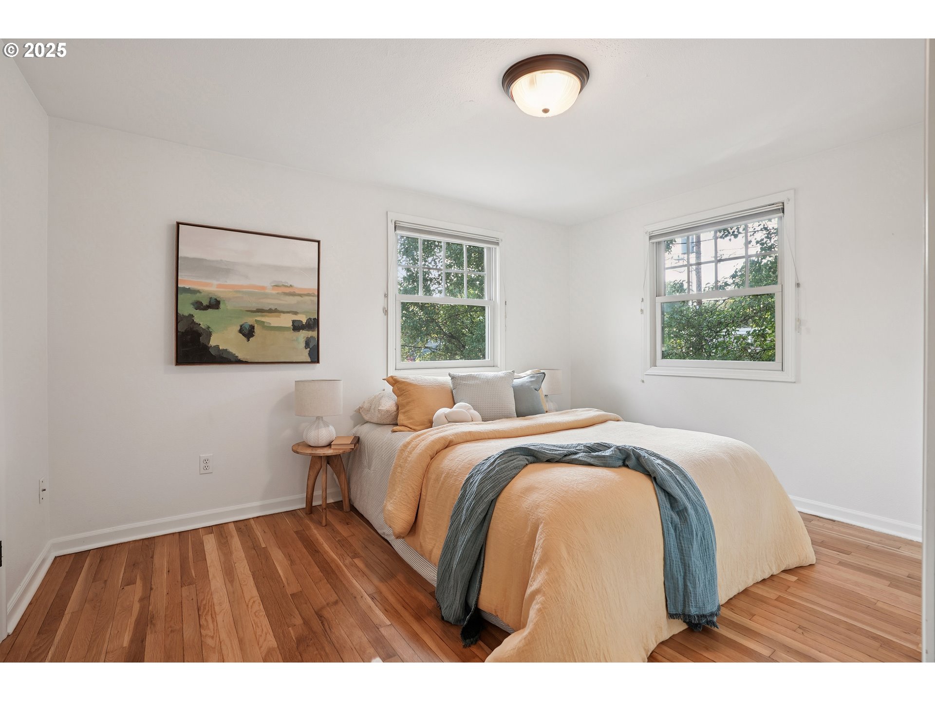 2555 Northwest Savier Street, Unit 2 Portland, OR 97210 - Photo 11 of 27