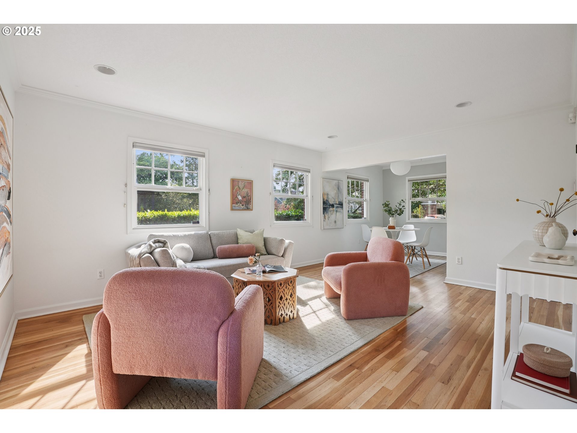 2555 Northwest Savier Street, Unit 2 Portland, OR 97210 - Photo 3 of 27