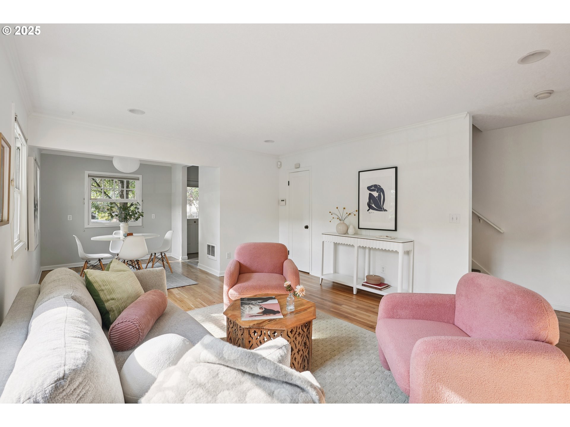 2555 Northwest Savier Street, Unit 2 Portland, OR 97210 - Photo 9 of 27