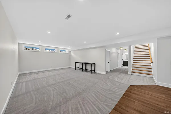 $895,000 | 18028 Erin Court, South Bend, IN 46637