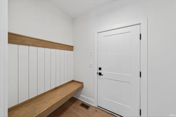 $895,000 | 18028 Erin Court, South Bend, IN 46637