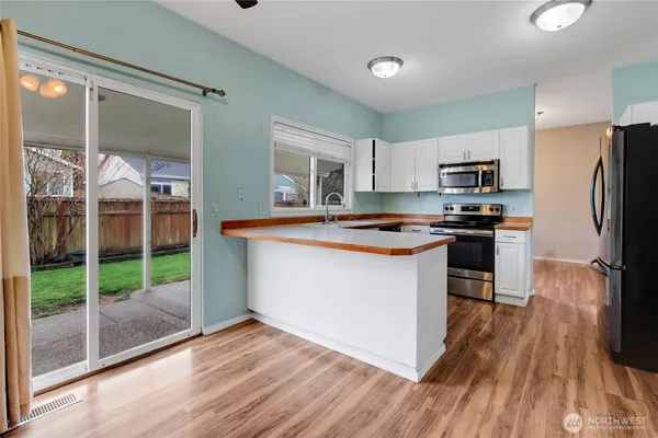 $499,900 | 506 Belfair Court Southwest, Orting, WA 98360