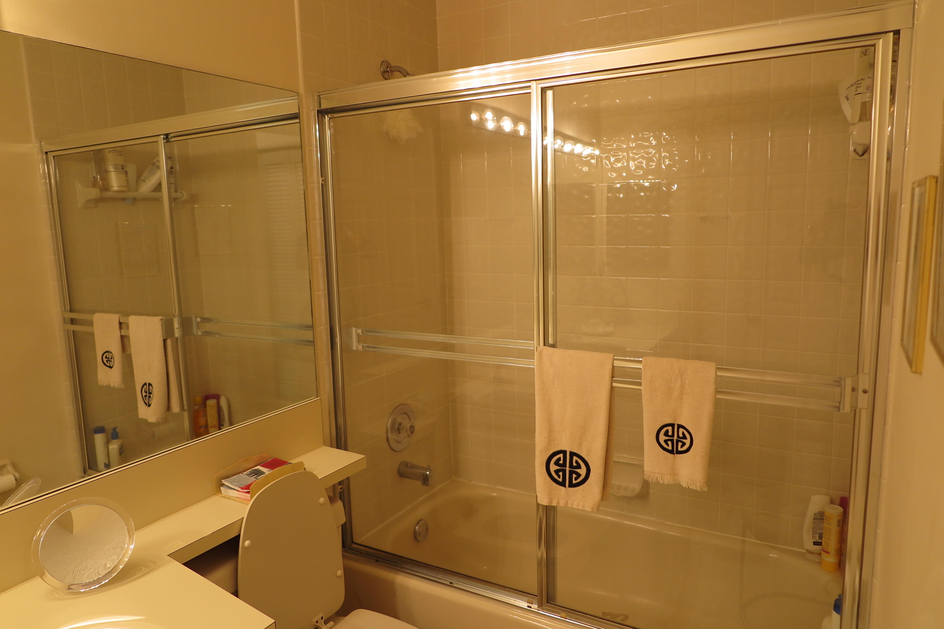 22576 Meridiana Drive Boca Raton, FL 33433 - Photo 18 of 23 2nd bath