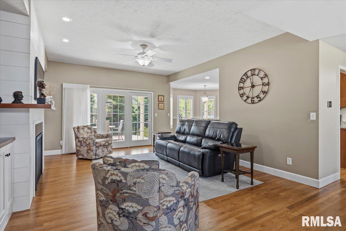 4356 Creek Drive Springfield, IL 62711 - Photo 9 of 50