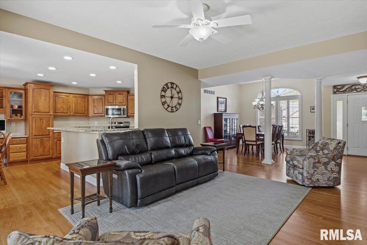 4356 Creek Drive Springfield, IL 62711 - Photo 10 of 50