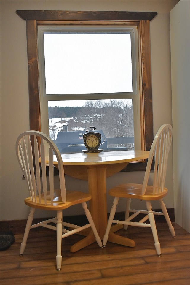 5214 Cedar Valley Road Traverse City, MI 49684 - Photo 11 of 47 1872912-10.JPG