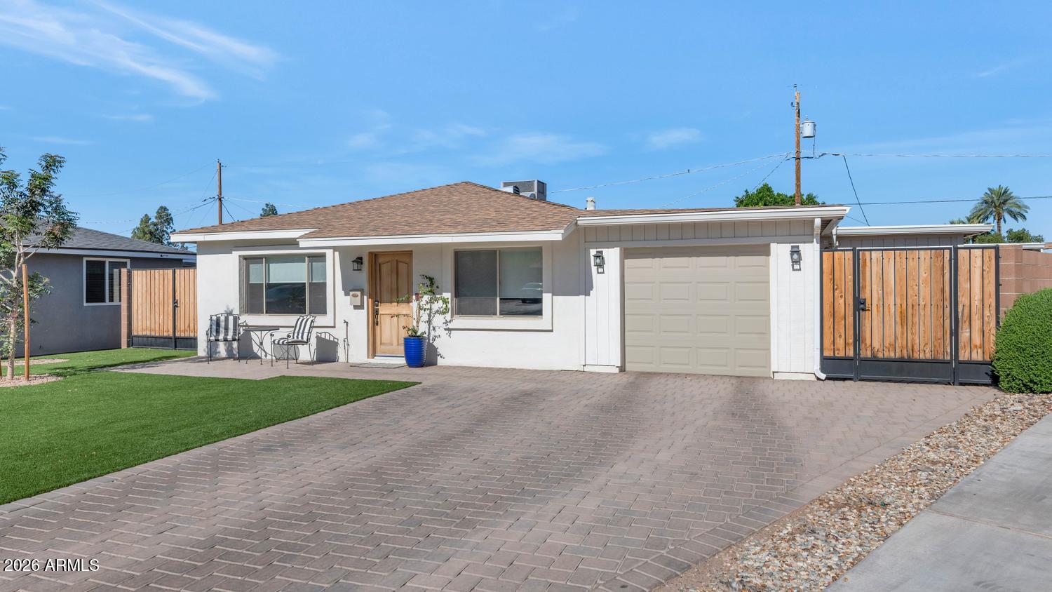 4228 North 44th Place Phoenix, AZ 85018 - Photo 6 of 45 4228 N 44th Place