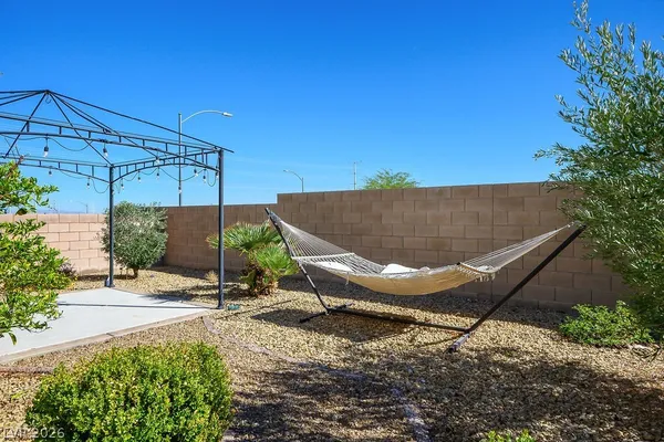 $2,130 | 10360 Sipple Street, Las Vegas, NV 89141