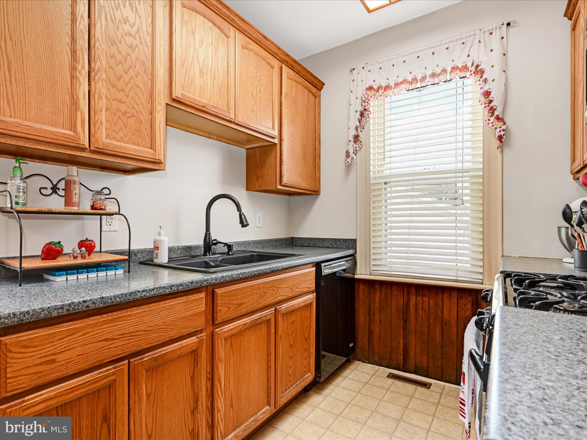 144 Forry Avenue Hanover, PA 17331 - Photo 10 of 26 Gallery Image 10