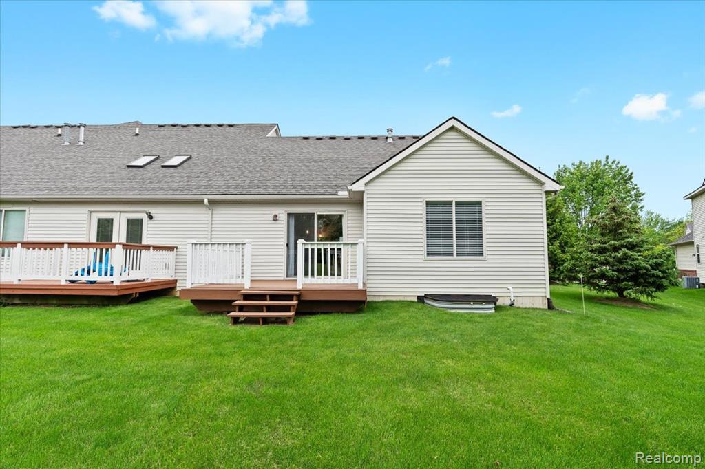 4685 Summer Ridge Drive Howell, MI 48843 - Photo 25 of 27