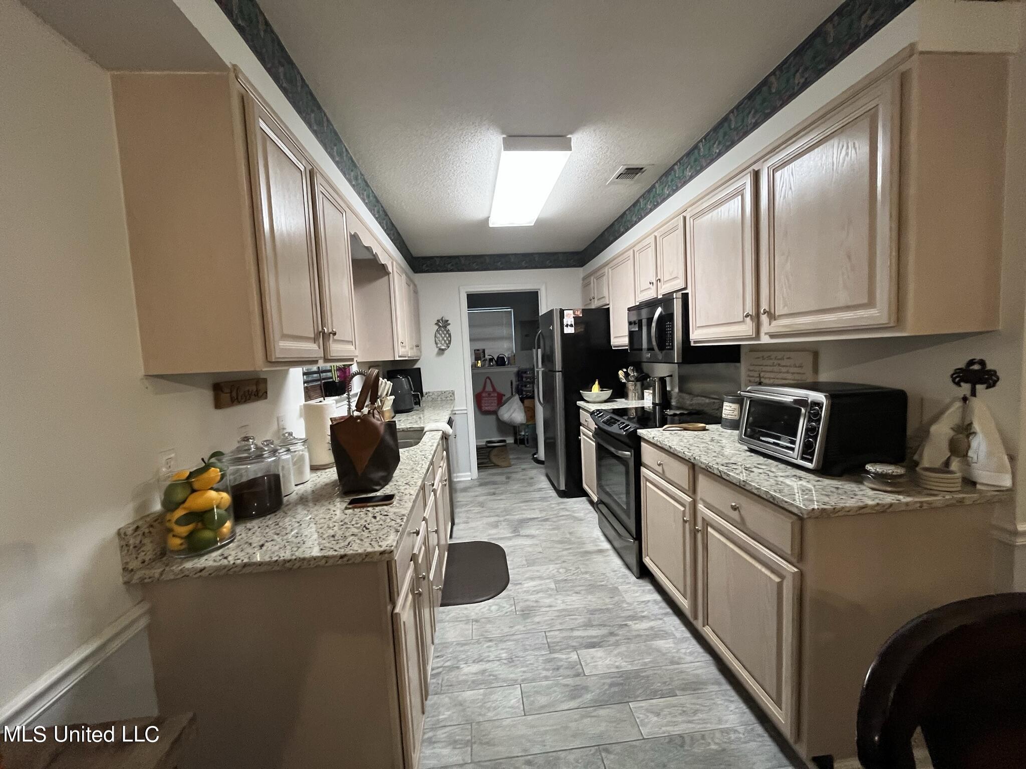 3228 Grouper Road Gautier, MS 39553 - Photo 7 of 19 C82481D8-D182-47F9-8EA4-EC5592673EC8