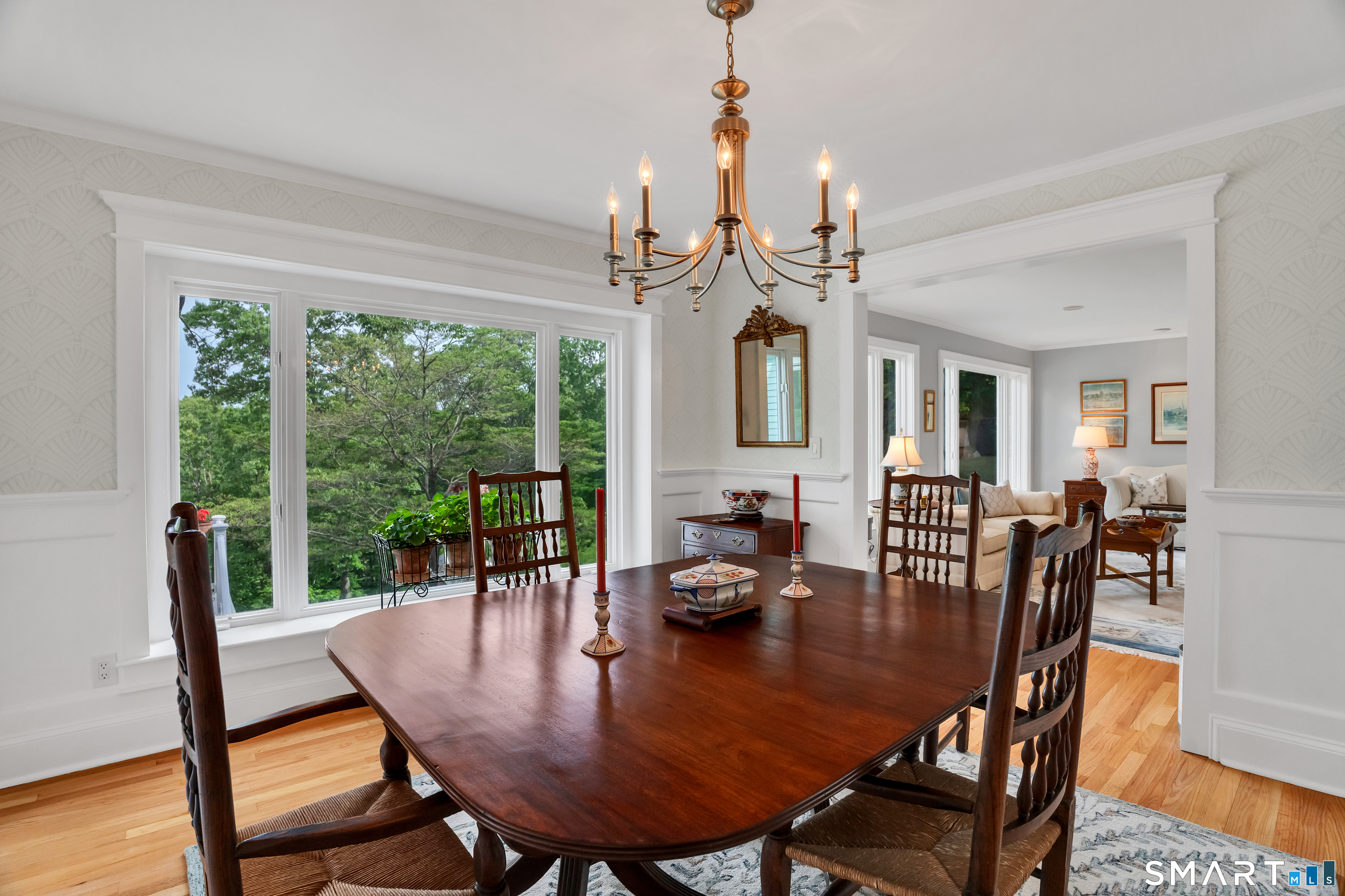 253-4 Grassy Hill Road Lyme, CT 06371 - Photo 11 of 40 custom crown molding