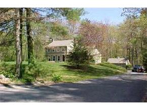 75 Peaslee Road Merrimack, NH 03054 - Photo 2 of 9 Gallery Image 2