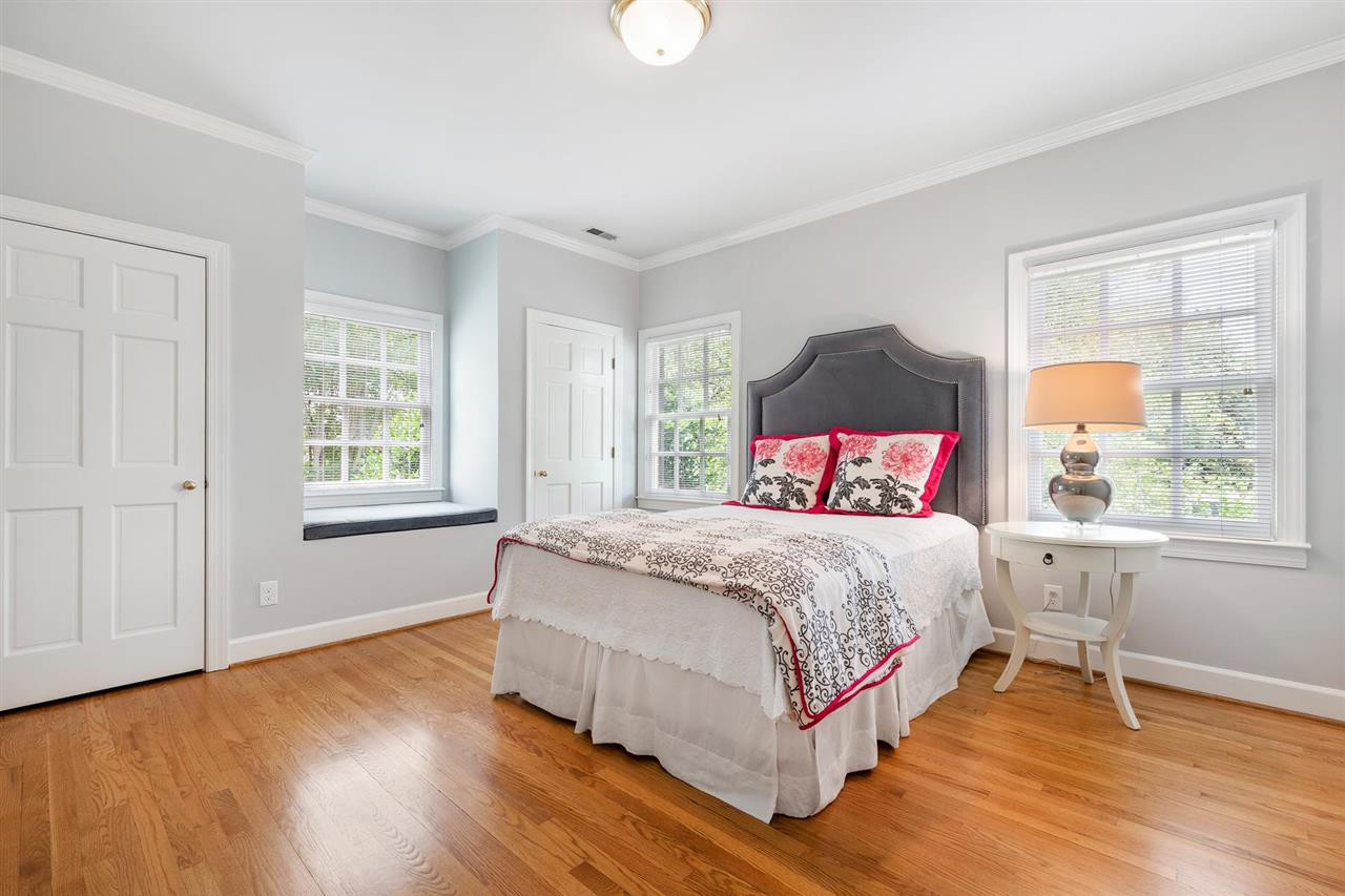 2913 Lake Boone Place Raleigh, NC 27608 - Photo 23 of 30 Photo 23
