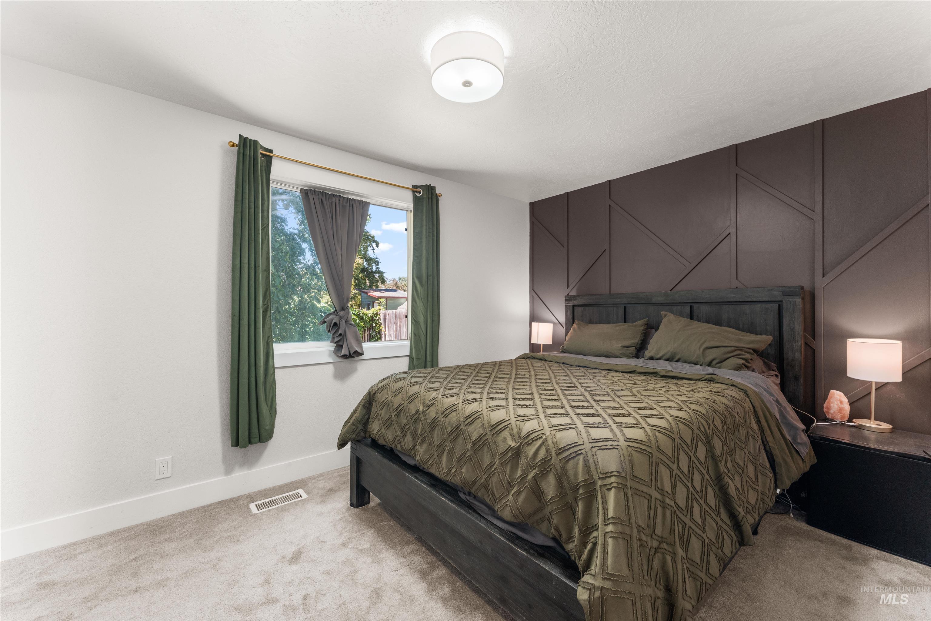 2721 Christine Street Boise, ID 83704 - Photo 12 of 28