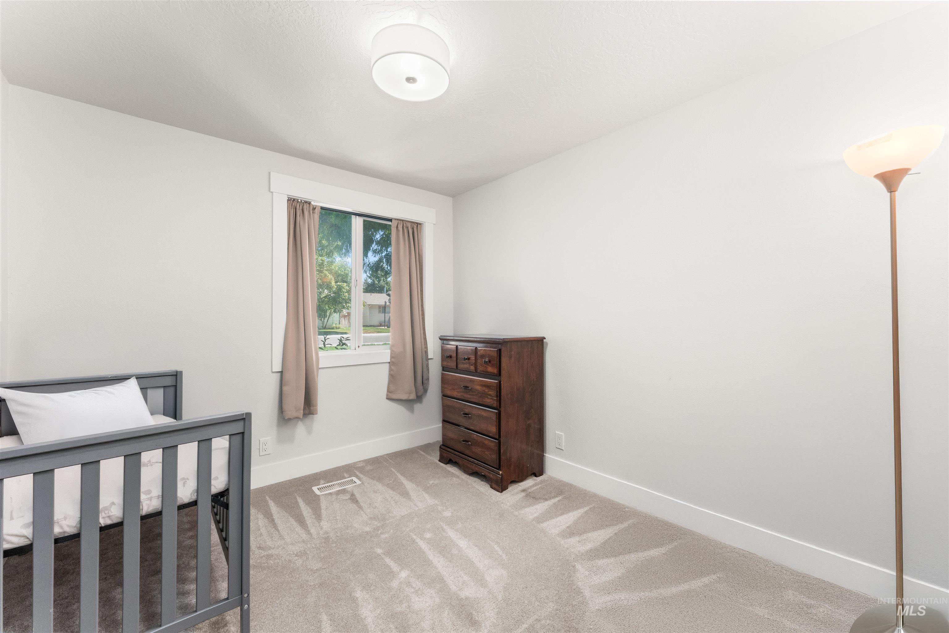 2721 Christine Street Boise, ID 83704 - Photo 16 of 28