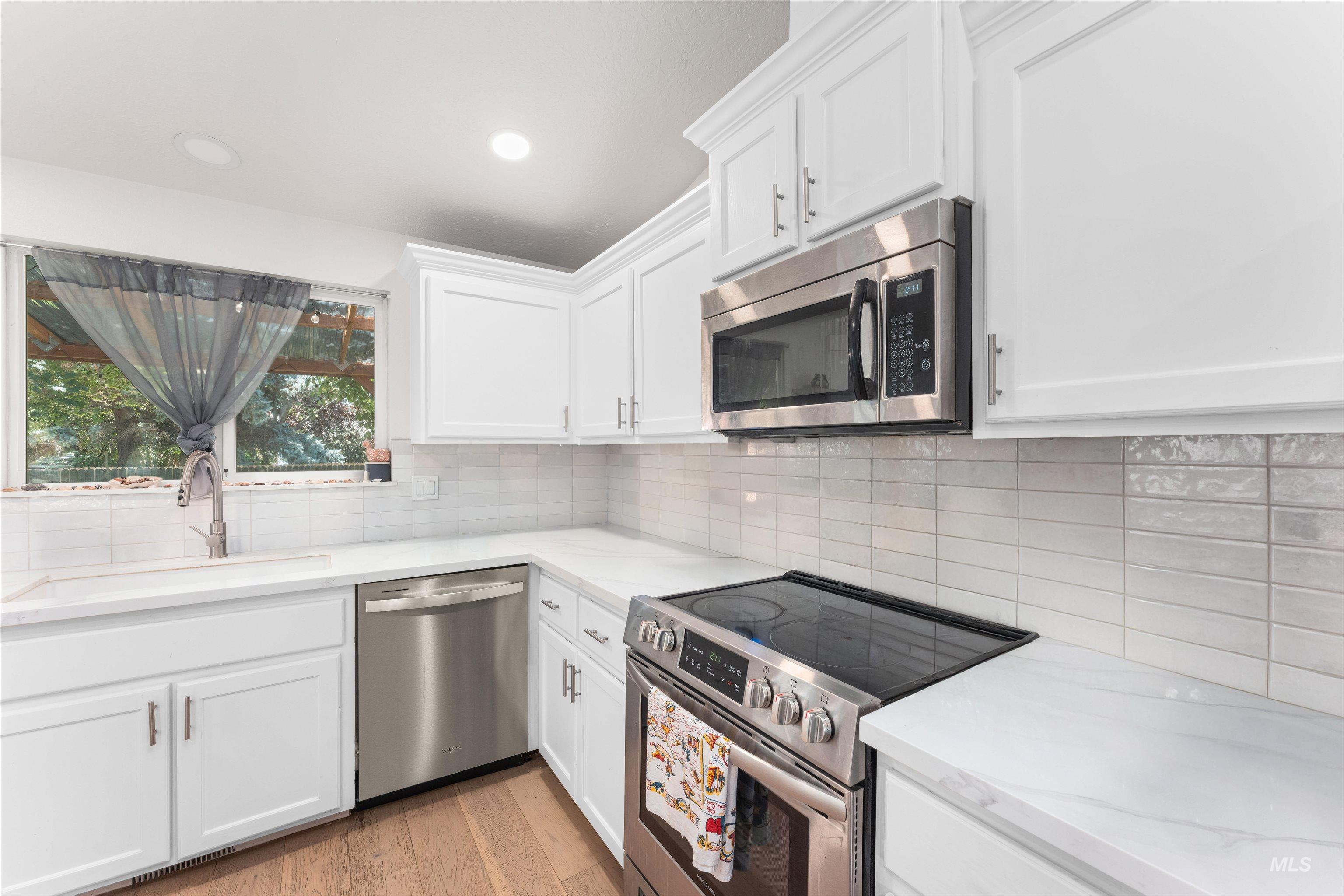 2721 Christine Street Boise, ID 83704 - Photo 10 of 28