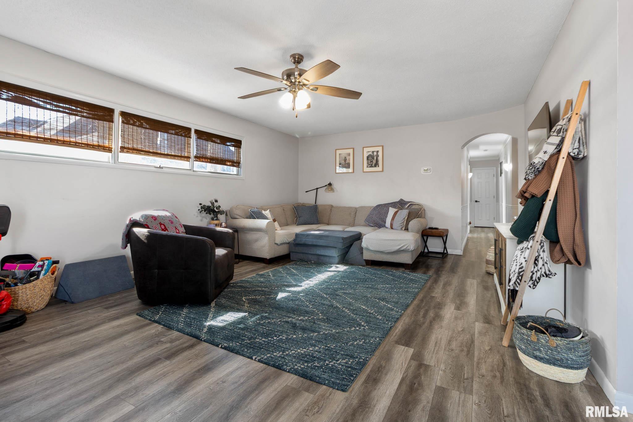 1303 South Carbon Street Marion, IL 62959 - Photo 15 of 50