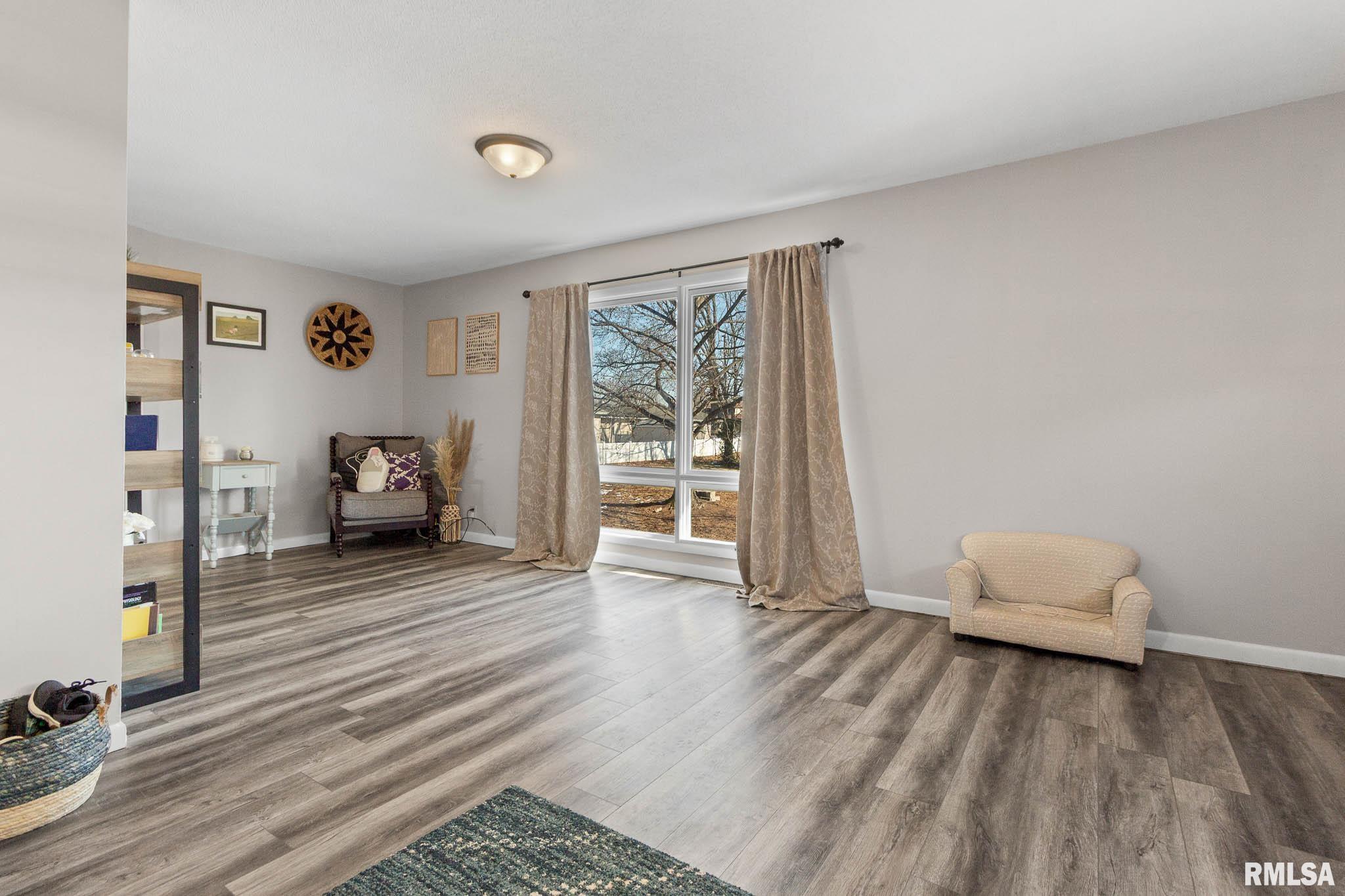 1303 South Carbon Street Marion, IL 62959 - Photo 17 of 50