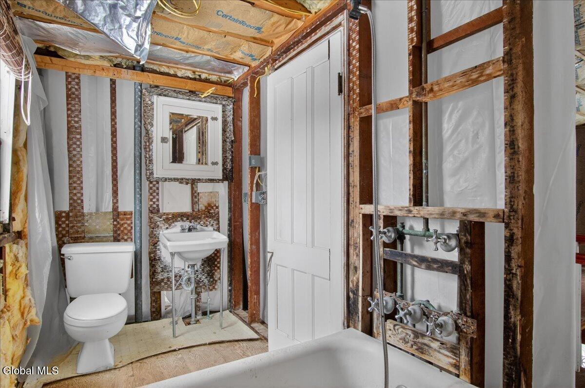 263 Stillwater Bridge Road Schaghticoke, NY 12154 - Photo 27 of 57 23-263 STILLWATER-24