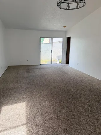 $275,000 | 158 East Grant Line Road, Tracy, CA 95376