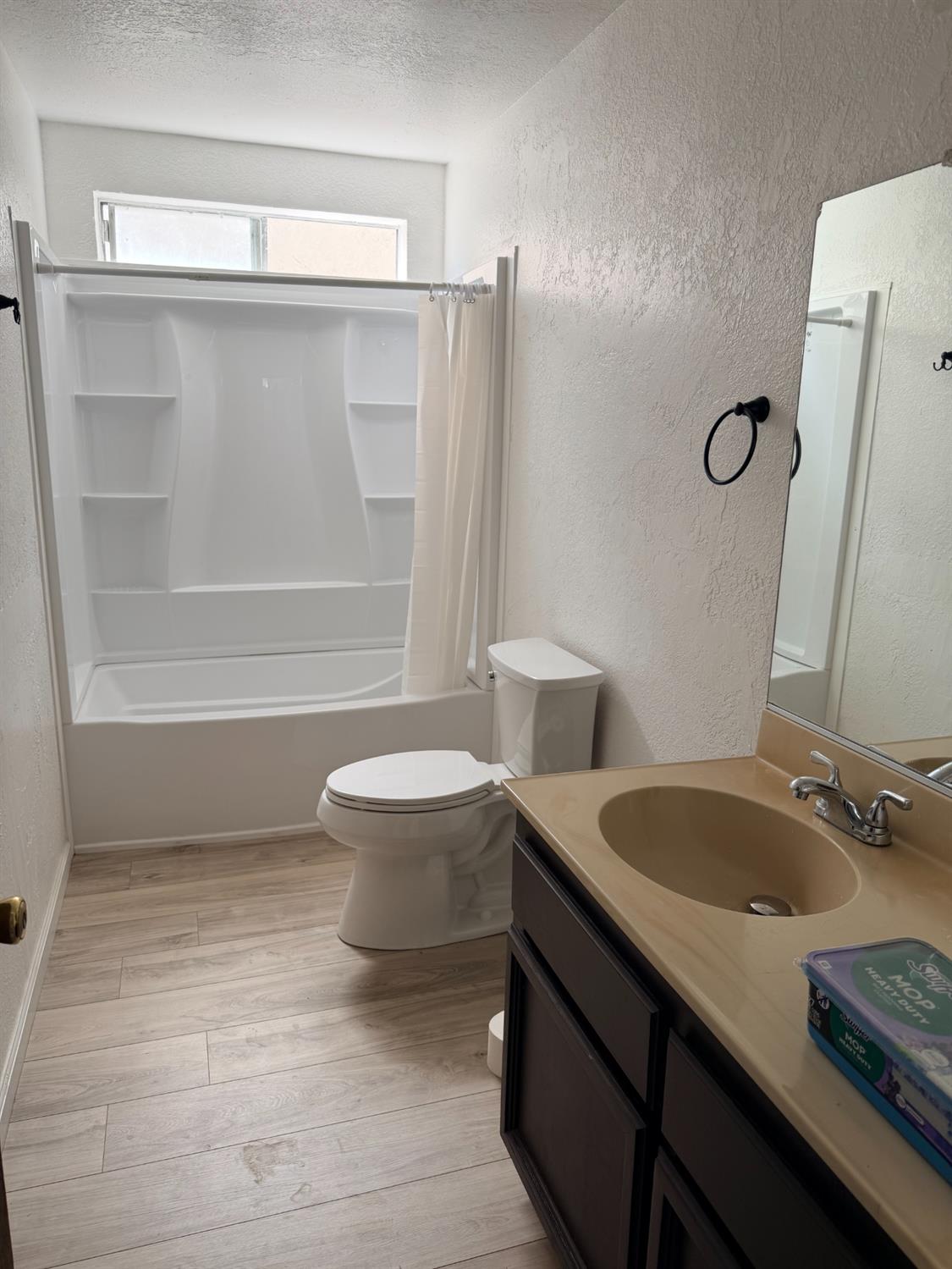 158 East Grant Line Road Tracy, CA 95376 - Photo 7 of 17