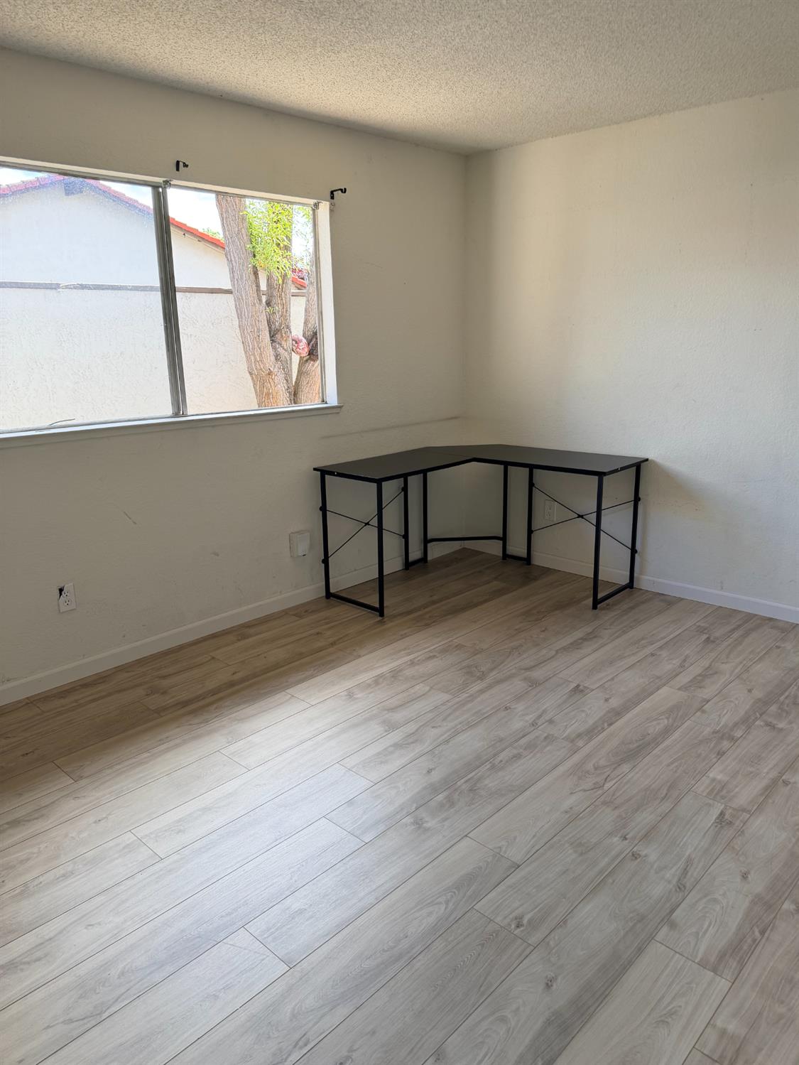 158 East Grant Line Road Tracy, CA 95376 - Photo 9 of 17