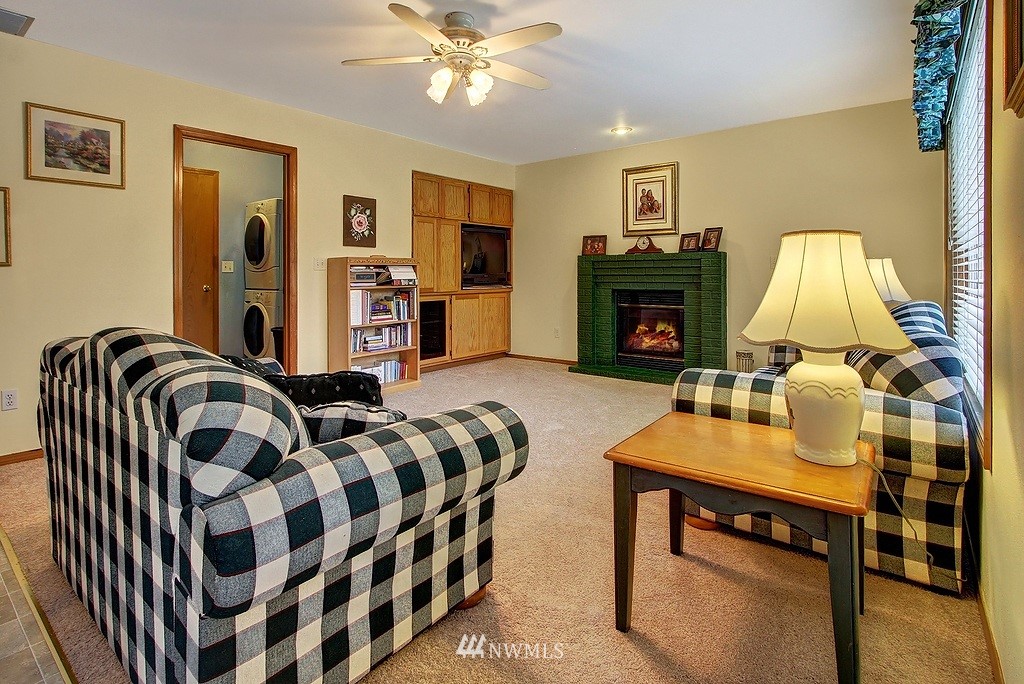 117 173rd Street Southwest Bothell, WA 98012 - Photo 3 of 15