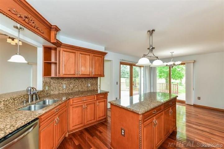 46564 Mornington Road Canton, MI 48188 - Photo 13 of 35