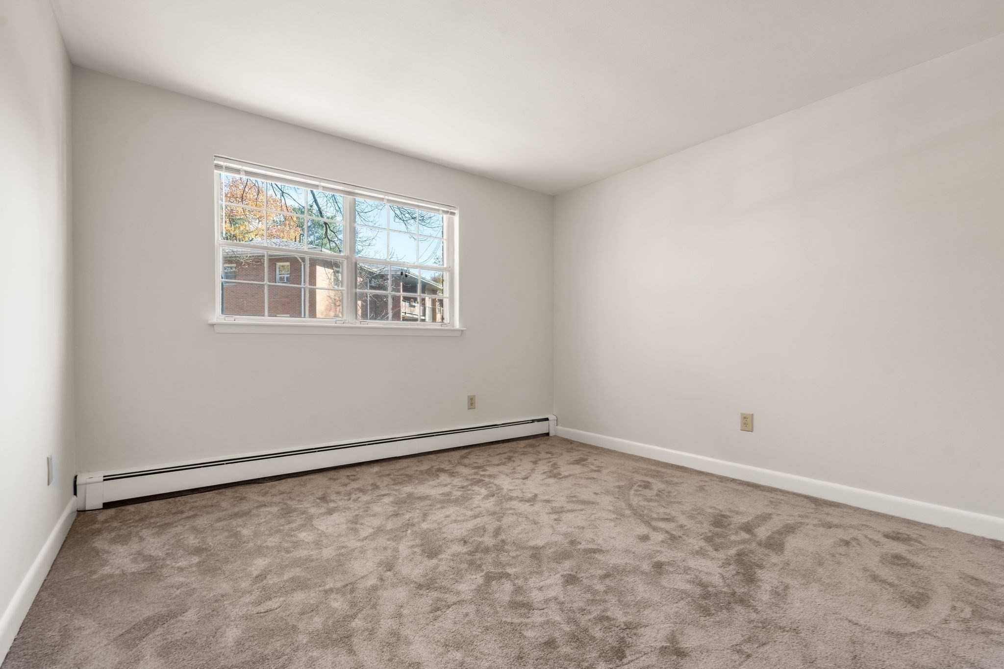 57 Jacqueline Road, Unit 8 Waltham, MA 02452 - Photo 8 of 19 Gallery Image 8