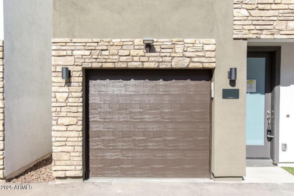 1850 North 51st Street, Unit 5 Phoenix, AZ 85008 - Photo 19 of 23 a close view of fireplace