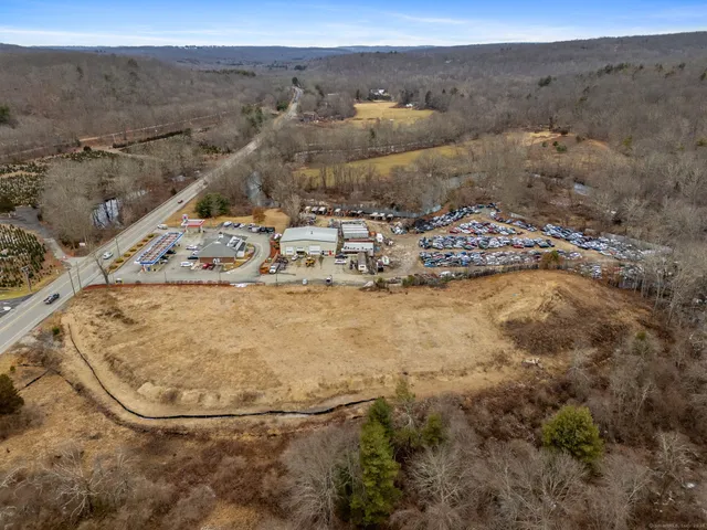 $600,000 | 6 Route Andover Court, Andover, CT 06232