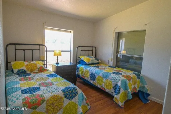 $499,900 | 42449 North Spooky Owl Trail, Seligman, AZ 86337