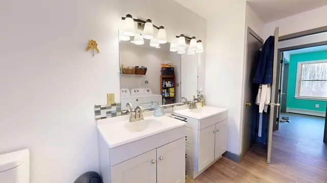 $350,000 | 535 South Witham Road, Auburn, ME 04210