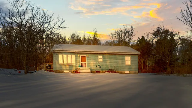 $350,000 | 535 South Witham Road, Auburn, ME 04210