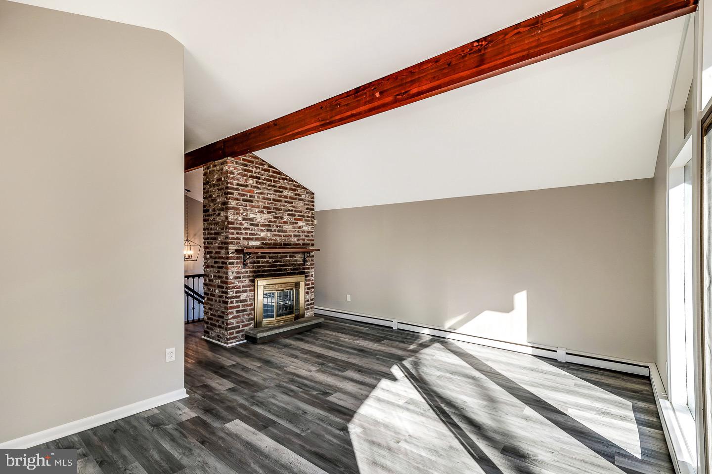 746 Farley Road Bensalem, PA 19020 - Photo 4 of 28 Gallery Image 4