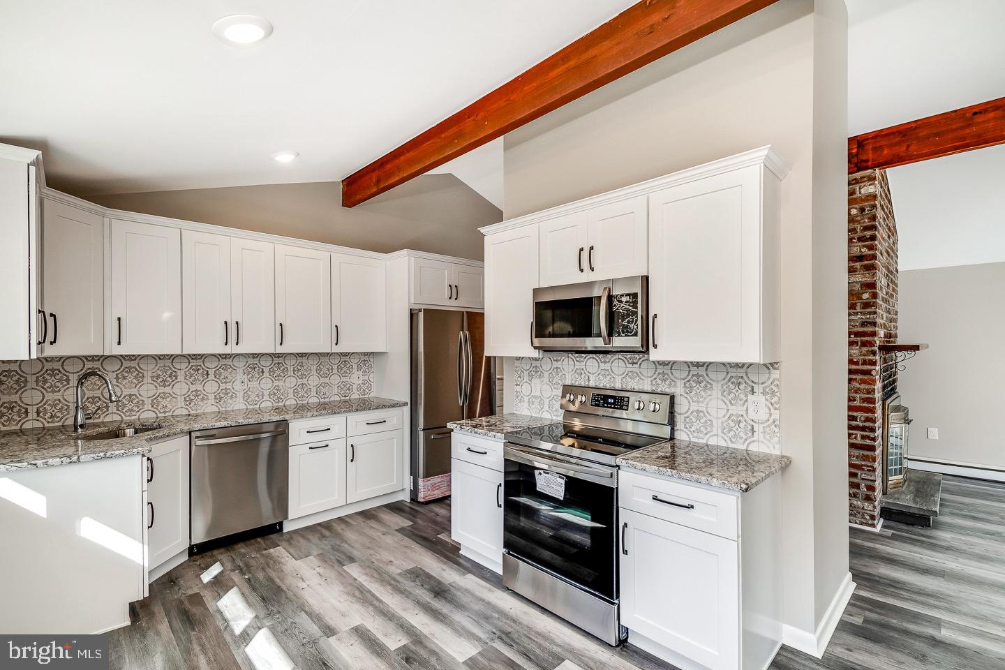 746 Farley Road Bensalem, PA 19020 - Photo 8 of 28 Gallery Image 8