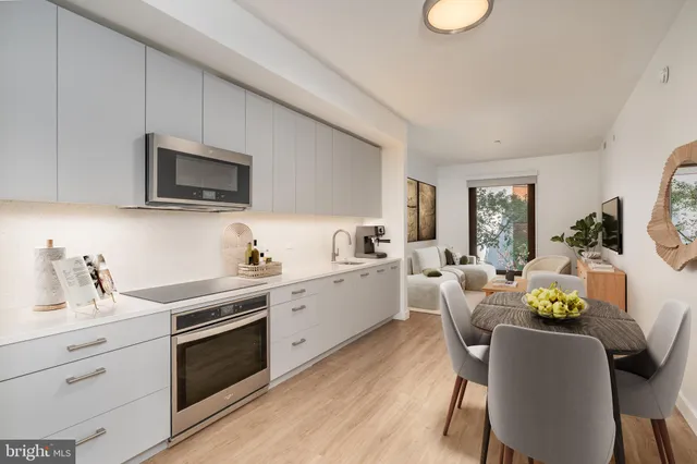 $3,322 | 1630 Columbia Road Northwest, Unit 208, Washington, DC 20009